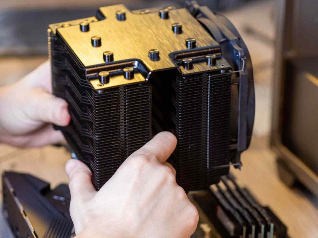 Donanım sunucu kurulum bileşenleri CPU soğutucu